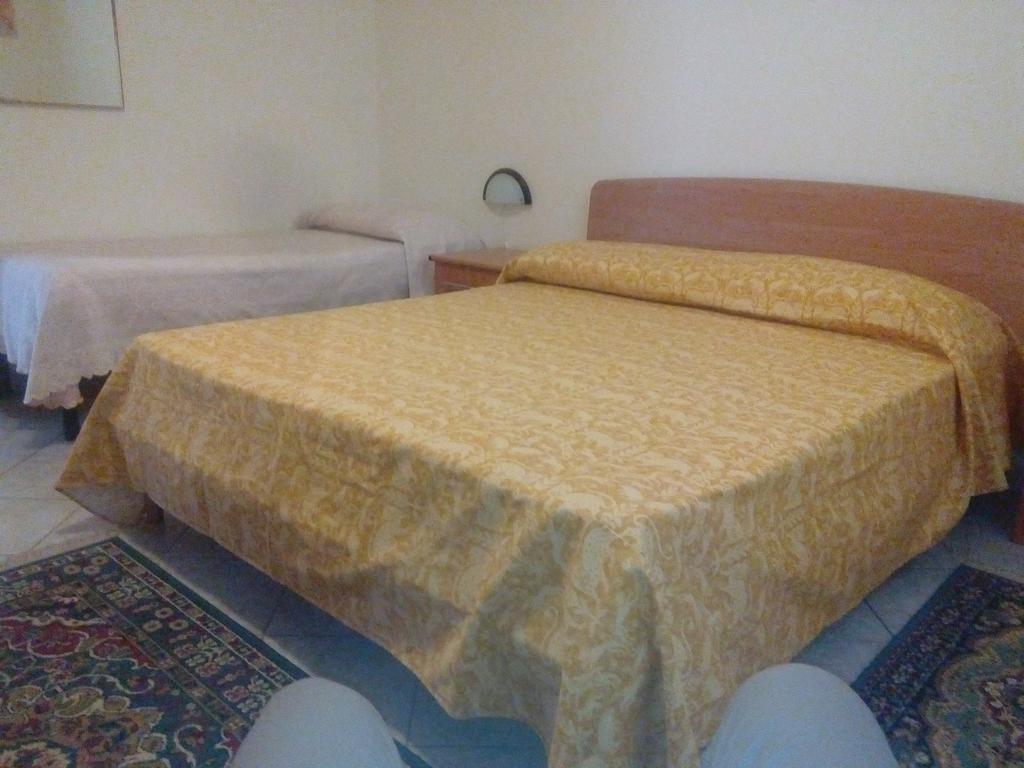 Raggio Di Sole Bed & Breakfast Ренде Екстериор снимка