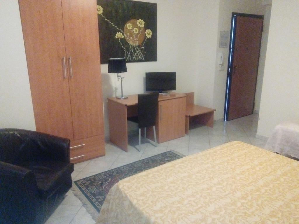 Raggio Di Sole Bed & Breakfast Ренде Екстериор снимка