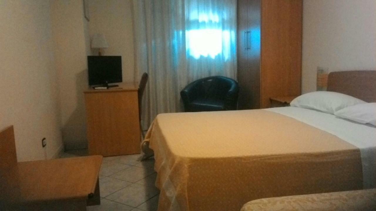 Raggio Di Sole Bed & Breakfast Ренде Екстериор снимка